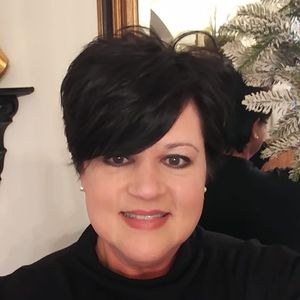 Meet your Posher, Cindy